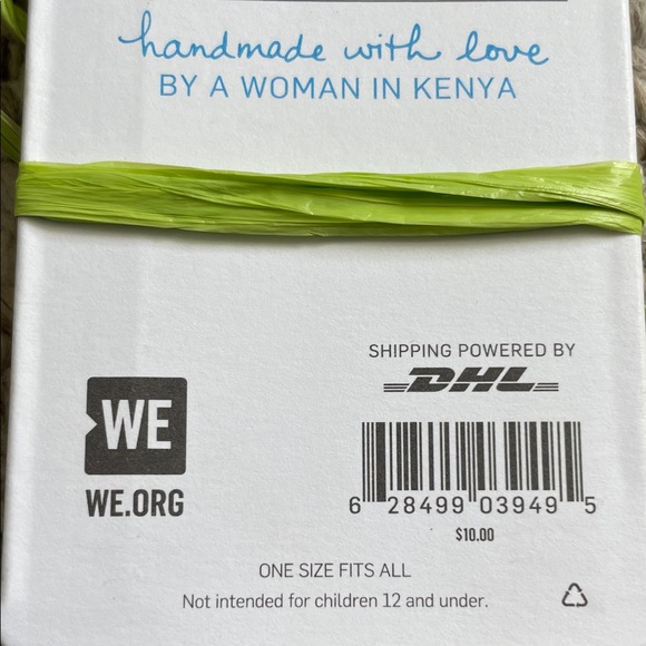 Me to We Purple Rafiki Bracelet - Picture 4 of 8